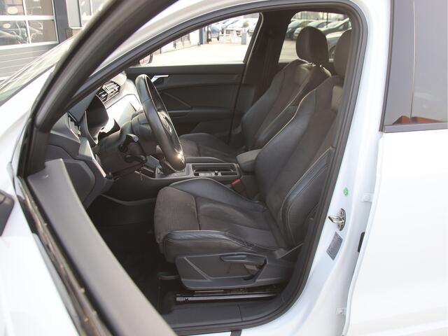 Audi Q3 40 TFSI quattro S Line Pro Line S 3x S-Line, Leder-Alcantara, Pano Prijspakker!