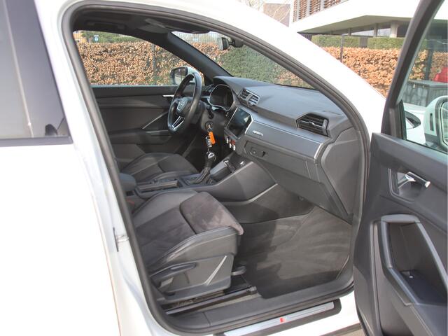 Audi Q3 40 TFSI quattro S Line Pro Line S 3x S-Line, Leder-Alcantara, Pano Prijspakker!
