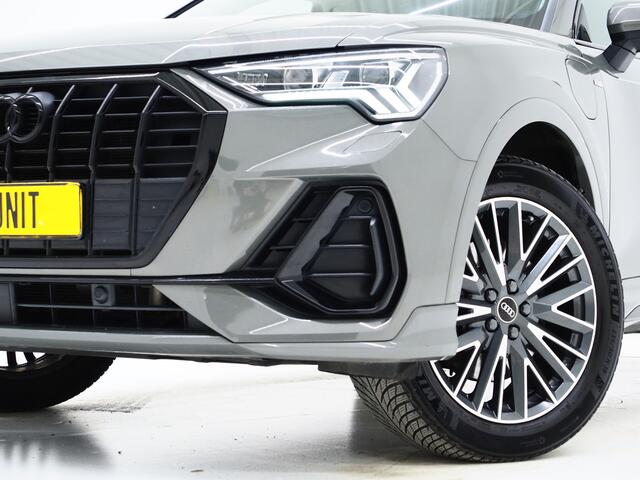 Audi Q3 45 TFSI e S-Line Edition Black | Panoramadak | Two Tone Leder | Sonos | Alcantara Design | Adaptive Cruise