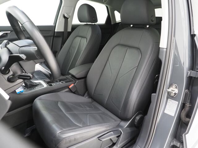 Audi Q3 Sportback 45 TFSI e Edition | Leder | Camera | Adaptive Cruise | Dodehoekdetectie | Stoelverwarming | Carplay