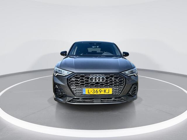 Audi Q3 Sportback 35 TFSI 150pk S Edition · Leder · Camera · Apple/Android Car Play · Navigatie · Parkeersensoren V+A ·
