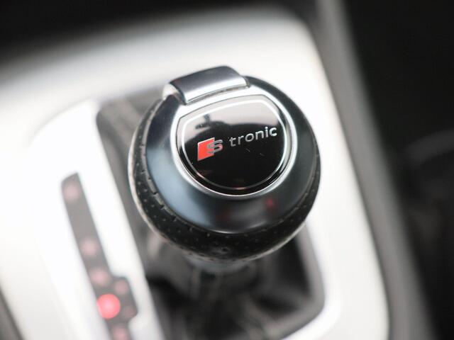 Audi Q3 1.4 TFSi 150 Pk Automaat S-Line | Trekhaak | Half Leer | Cruise Control | Camera | Climatronic | Navigatie | 18 Inch | 132.761 Km !!