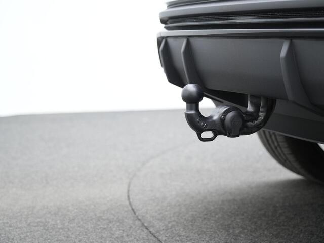 Audi Q3 Sportback 45 TFSI e 245 pk S-Line | Panoramadak | Trekhaak | Geheugenstoel | Leder/alcantara | Sonos | Achteruitrijcamera