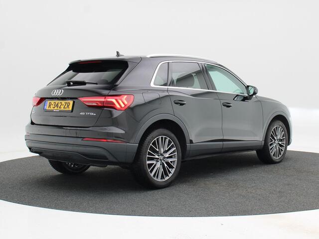 Audi Q3 45 TFSi e 245 Pk Automaat Advanced edition | Camera | Stoelverwarming | Carplay | Adaptive Cruise | 19 Inch | 13.438 Km !!