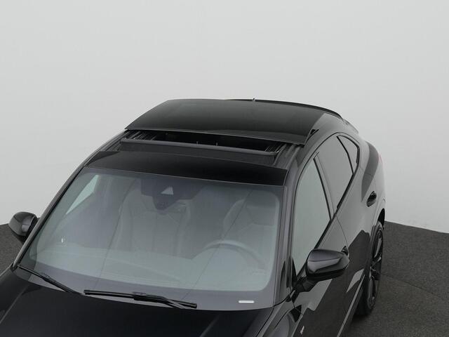 Audi Q3 Sportback 35 TFSI 150 pk S-tronic S-Line | Panoramadak | Leder | Elektrische stoelen | Achteruitrijcamera | Stoelverwarming