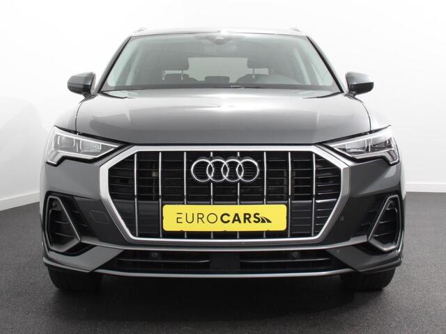 Audi Q3 45 TFSI e 245pk S-Line Plus PHEV | Navigatie | Apple Carplay/Android auto | Climate Control | Adaptive Cruise Control | Electrisch bedienbare achterklep | Lichtmetalen Velgen