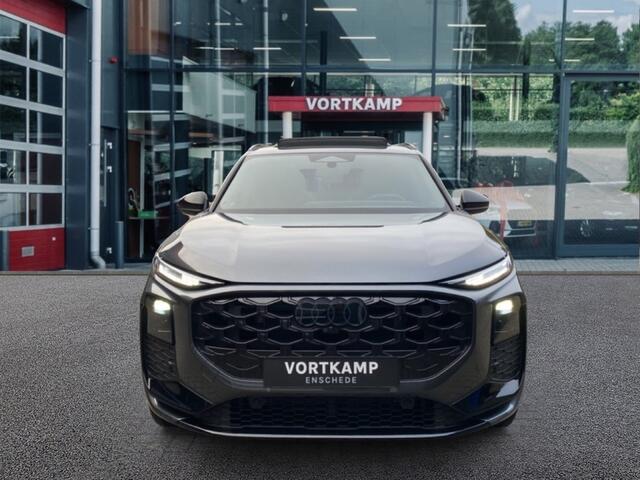Audi Q3 1.5 TFSI E-HYBRID 272PK S-LINE CAMERA/PANO-DAK/ELEK-KLEP/ACC/STOELVERW