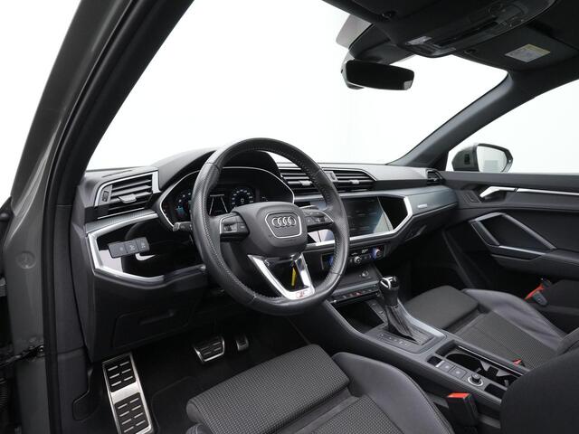 Audi Q3 40 TFSI 190 pk S-tronic Quattro S-Line | Panoramadak | Trekhaak | Parkeersensoren voor/achter | Carplay | Cruise Control