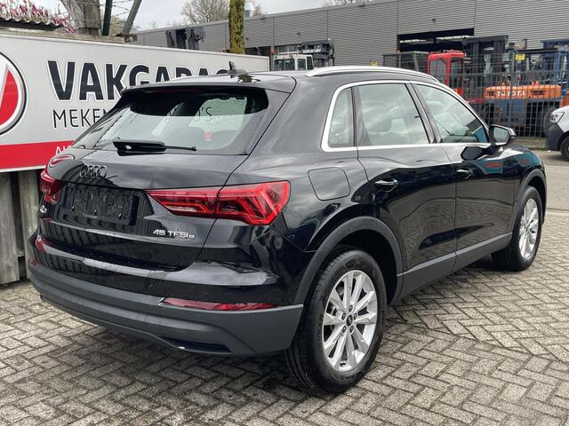 Audi Q3 45 TFSI e Business Edition 18"/Sportstoelen/Stoelverwarming/Adaptieve cruise/Audi Sound/PDC v+a/Virtual cockpit/Navigatie/Apple Carplay & Android Auto