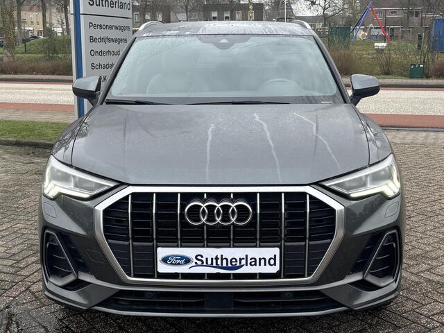 Audi Q3 45 TFSI e S edition | S-Line | Sportstoelen | Leder | Stoelverwarming | Achteruitrijcamera 360