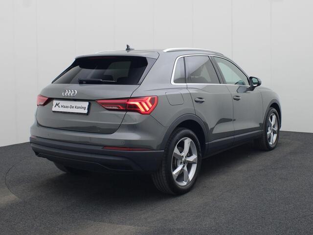 Audi Q3 45 TFSIe 180kW/245PK Business · S Line interieur · Camera · Apple/Android Car Play · Navigatie · Trekhaak · Drive select