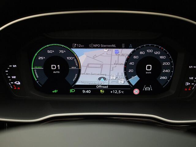 Audi Q3 Sportback 45 TFSIe 180kW/245PK S Line · Panoramadak · Camera · Apple/Android Car Play · Drive select · SONOS soundsystem ·