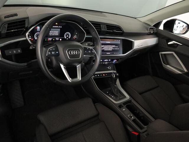 Audi Q3 45 TFSI e Business Edition 245 pk S-tronic | SOH 92% | Navigatie | Parkeersensoren | Stoelverwarming | Lichtmetalen velgen 20" | Elektr. achterklep |