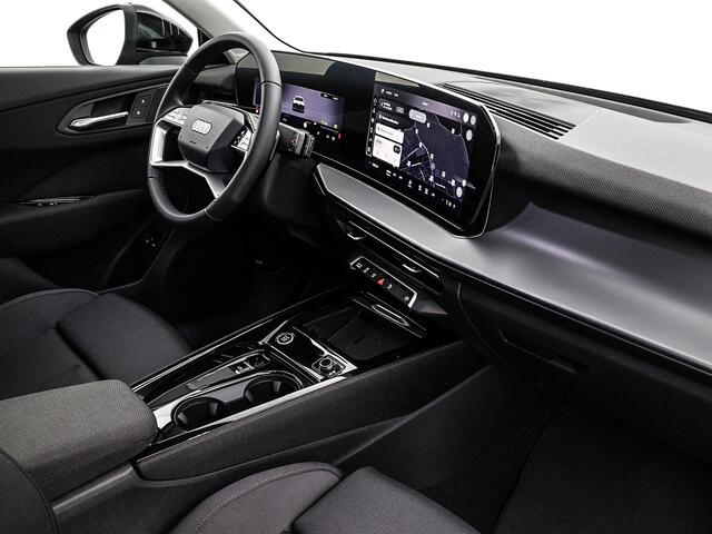 Audi Q3 1.5 200kW e-hybrid Pro line 272 PK · Techniekpakket · Interieur met sportstoelen
