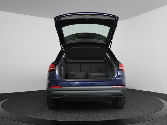 Audi Q3 45 TFSI e edition | Stoel verwarmd |