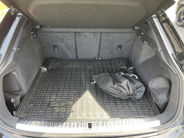 Audi Q3 Sportback 45 TFSI e S Edition 19"/Panoramadak/Dodehoek/Sfeerverlichting/Camera/Elektrische klep/Keyless