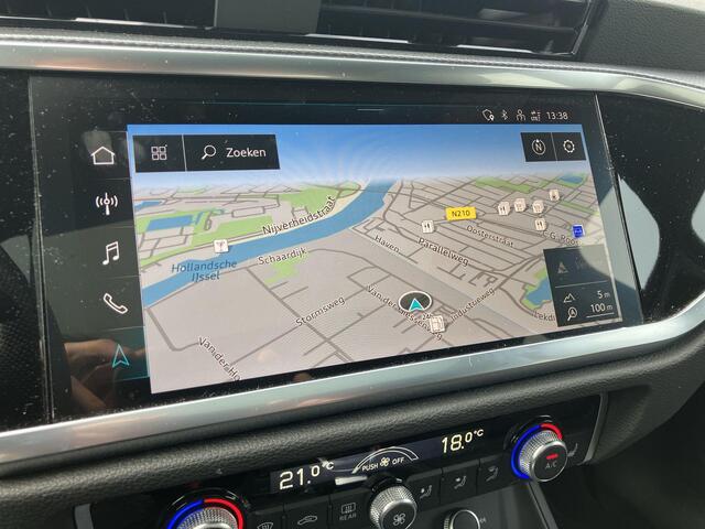 Audi Q3 Sportback 35TFSI/150PK S Edition · Panoramadak · Camera + Parkeersensoren · Apple/Android Car Play · Navigatie ·