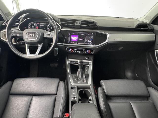 Audi Q3 35 TFSI Advanced Edition | Navigatie | Parkeersensoren | Trekhaak | Stoelverwarming |