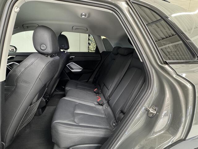 Audi Q3 35 TFSI Advanced Edition | Navigatie | Parkeersensoren | Trekhaak | Stoelverwarming |