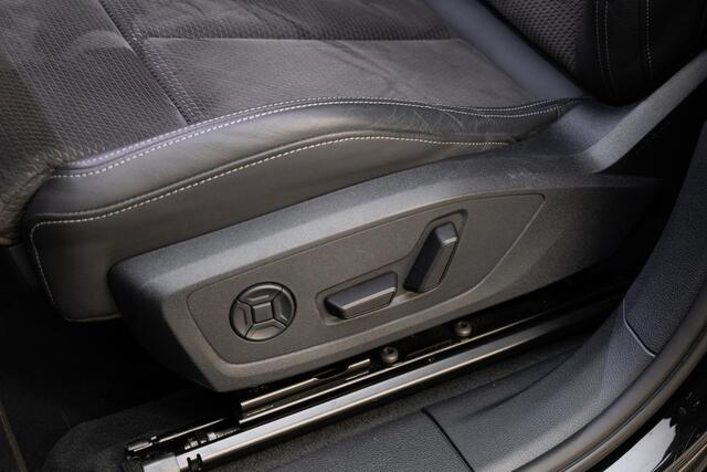 Audi Q3 Sportback 45 TFSI e S Edition | 18 Inch | Assistentiepakket | Keyless |