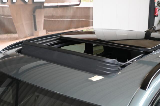 Audi Q3 1.5 e-hybrid 272pk S edition | Matrix | Panoramadak | Keyless | 100% (Dealer) onderhouden label