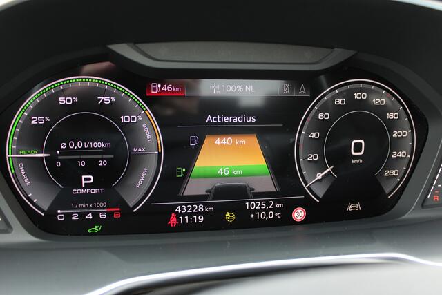 Audi Q3 45 TFSI e 245PK S edition |PANO-DAK|LEER|TREKHAAK|BLACK-OPTIC|