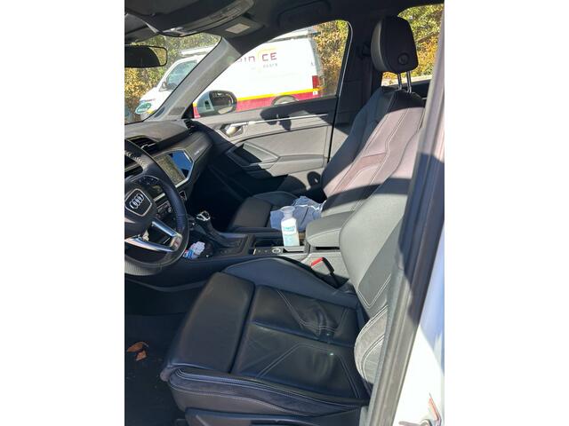 Audi Q3 35 TFSI 150pk S Line S-Tronic / Navigatie / Leder / Stoelverwarming