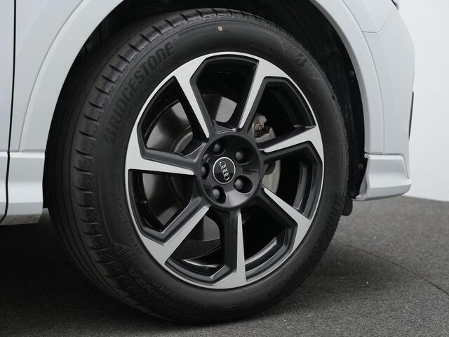 Audi Q3 45 TFSI e 245 pk S-Line | Achteruitrijcamera | Stoelverwarming | Navigatie | Keyless Entry