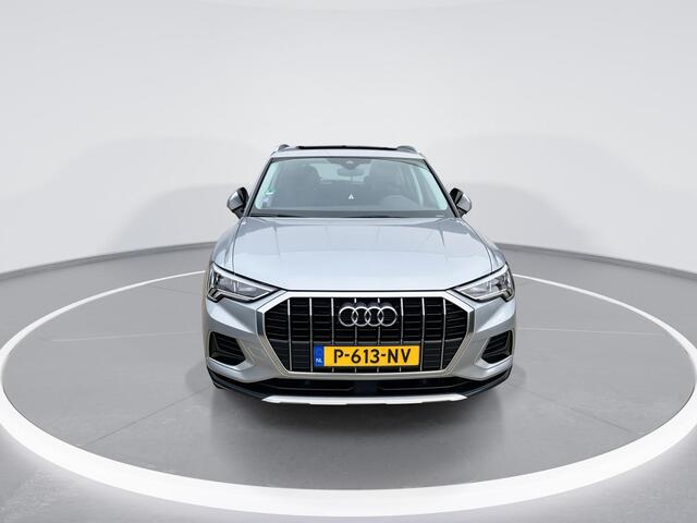 Audi Q3 35 TFSI 150pk S-tronic Advanced edition · Panoramadak · Apple/Android Car Play · Trekhaak · Navigatie · P-Sensoren · Alarm · 19'' Inch ·