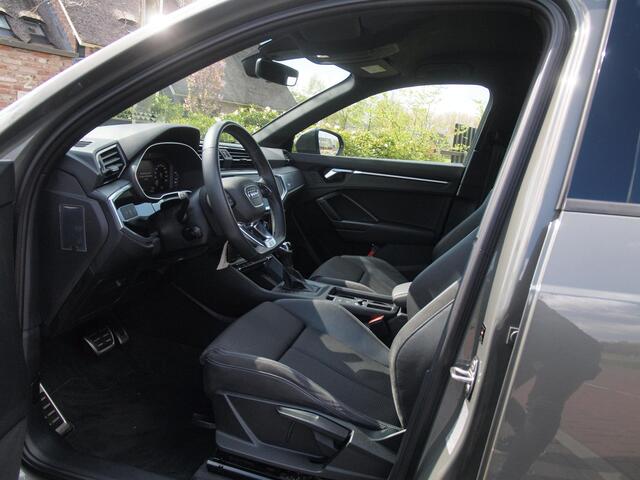 Audi Q3 35 TFSI S-Line edition | Apple Carplay | Virtual Cockpit | Automaat | 20 inch | NL-Auto |