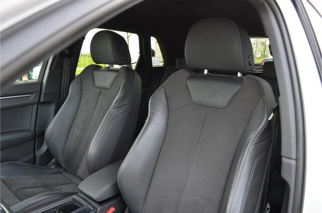 Audi Q3 40 TFSI quattro 3X S-Line Standkachel | Carplay | Adap. Cruise | Trekhaak 2100KG | Keyless entry | Matrix lampen |