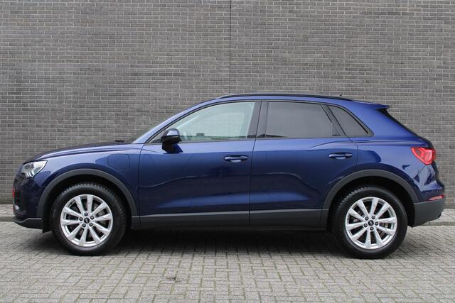 Audi Q3 45 TFSI e S-Edition Inclusief batterijcertificaat, PHEV Automaat, Digitaal Display, Keyless Entry/Start, Adaptive CruiseControl, Stoelverw., Navigatie
