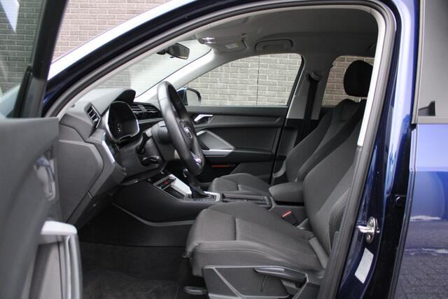 Audi Q3 45 TFSI e S-Edition Inclusief batterijcertificaat, PHEV Automaat, Digitaal Display, Keyless Entry/Start, Adaptive CruiseControl, Stoelverw., Navigatie