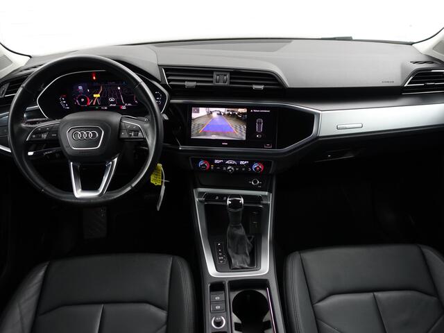 Audi Q3 35 TFSI S Line Aut- Panoramadak, CarPlay, Android Auto, Elek Trekhaak, Xenon led, Virtual Cockpit