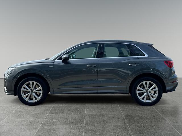 Audi Q3 45 245pk TFSI e S edition Trekhaak | Parkeerhulp plus | Adaptive cruise control