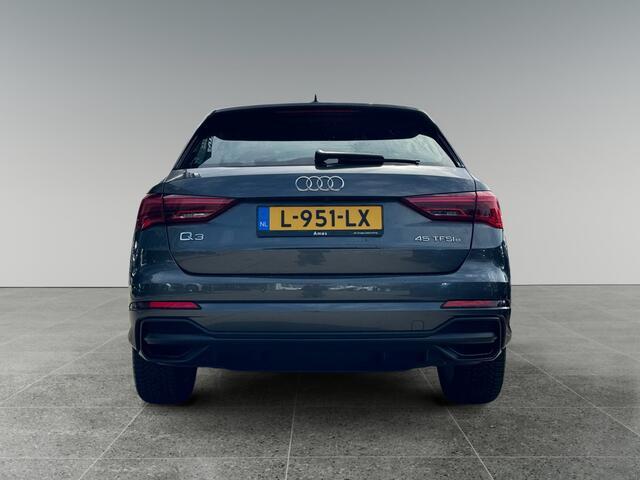 Audi Q3 45 245pk TFSI e S edition Trekhaak | Parkeerhulp plus | Adaptive cruise control