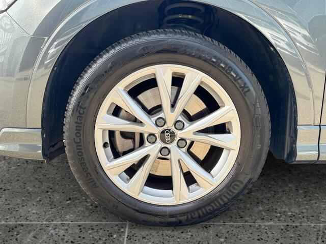 Audi Q3 45 245pk TFSI e S edition Trekhaak | Parkeerhulp plus | Adaptive cruise control