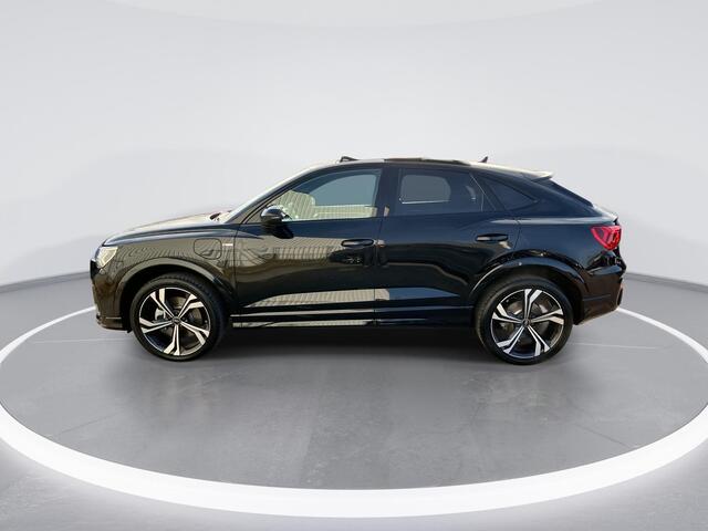 Audi Q3 Sportback 45 TFSIe S Line 180kW/245PK · Panoramadak · Dodehoeksensor · Apple/Android Car Play · Drive select · Leder/Alcantara · 20'' ·