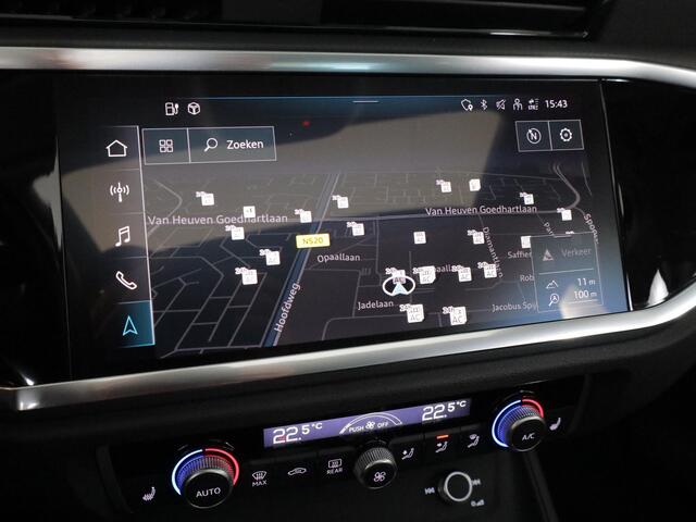 Audi Q3 45 TFSI e S edition 245 PK | Panorama dak | Parkeersensoren voor en achter | Stoelverwarming