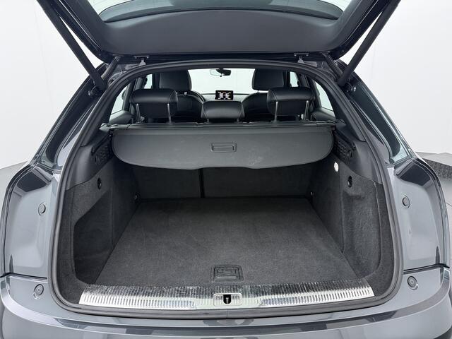 Audi Q3 1.4 TFSI CoD Sport Advance Sport | Trekhaak | Automaat | S-Line | Cruise | Clima | Navi | Elekt. achterklep | 18" LMV |