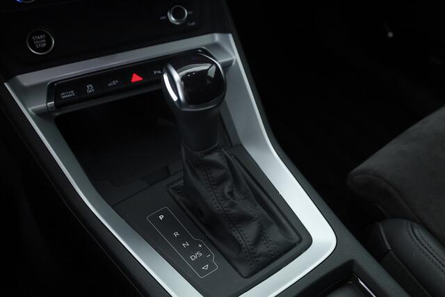 Audi Q3 Sportback 45 TFSI e S Edition | Sonos Audio | Adapt. Cruise | Elek. Stoelen | 19'' | Keyless | Navi | PDC | S Line