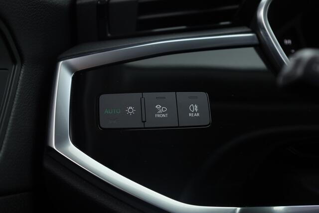 Audi Q3 Sportback 45 TFSI e S Edition | Sonos Audio | Adapt. Cruise | Elek. Stoelen | 19'' | Keyless | Navi | PDC | S Line