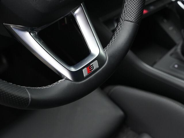 Audi Q3 Sportback 45 TFSI e 245 pk S Edition / S-Line | Trekhaak | Leder | Sonos | Achteruitrijcamera | Stoelverwarming | Adaptive Cruise | Navigatie