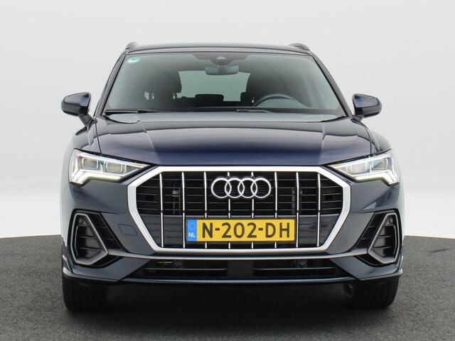 Audi Q3 45 TFSi e S-Line 245 Pk | Stoelverwarming | Adaptive Cruise | Camera | CarPlay | Climatronic | Matrix LED | 18 Inch | 69.509 Km !!