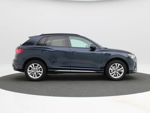 Audi Q3 45 TFSi e S-Line 245 Pk | Stoelverwarming | Adaptive Cruise | Camera | CarPlay | Climatronic | Matrix LED | 18 Inch | 69.509 Km !!
