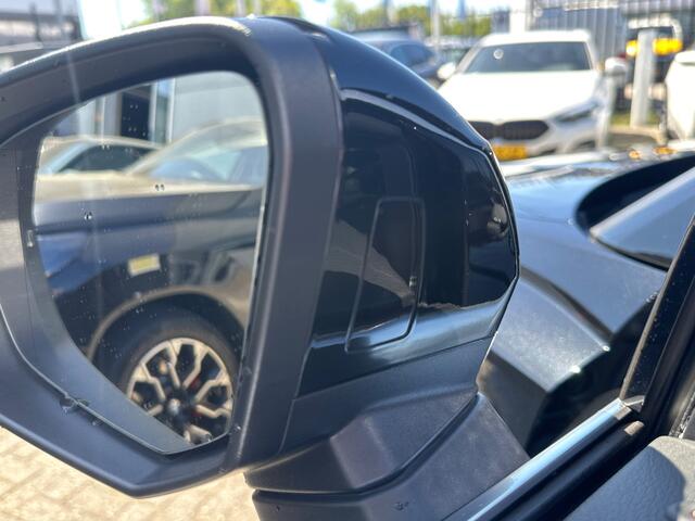 Audi Q3 35 TFSI S Line Pro Line S S-Line | Panoramadak | Stoelverwarming | Camera | Cruise Control | Apple Carplay | Dodehoekdetectie | Navigatie | Parkeersensoren |