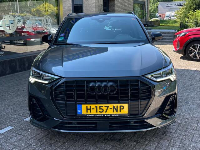 Audi Q3 35 TFSI S Edition Automaat Navi Cruise Camera Trekhaak