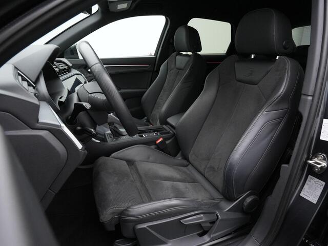 Audi Q3 40 TFSI 190 pk S-tronic Quattro S-Line | Trekhaak | Achteruitrijcamera | Stuur-/stoelverwarming