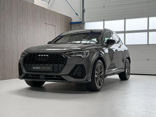 Audi Q3 35 TFSI Edition One - AUTOMAAT - VITRUAL COCKPIT - STOELVERWARMING - TREKHAAK - CARPLAY - CRUISE CONTROL - DODE HOEK - PARKEERCAMERA