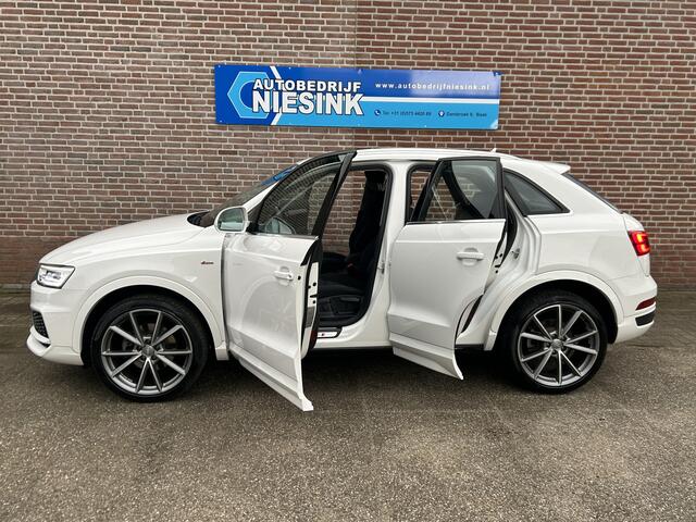 Audi Q3 1.4 TFSI S-Line Navi/20Inch/Led/Stoelverwaming